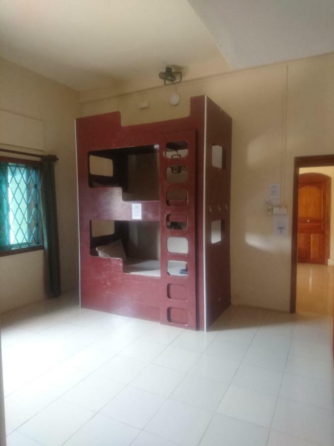 Kool Kampot Hotel Екстериор снимка