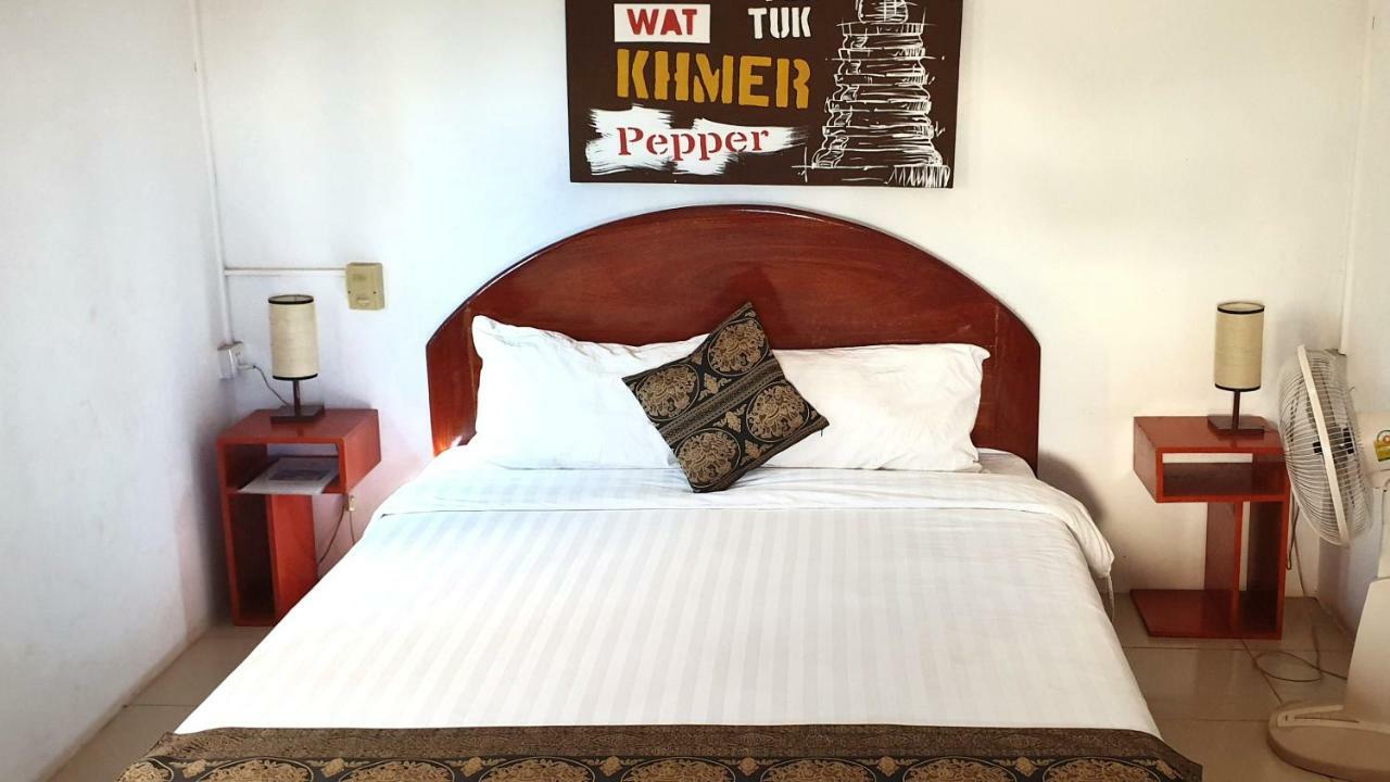 Kool Kampot Hotel Екстериор снимка