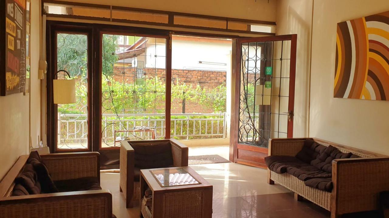 Kool Kampot Hotel Екстериор снимка