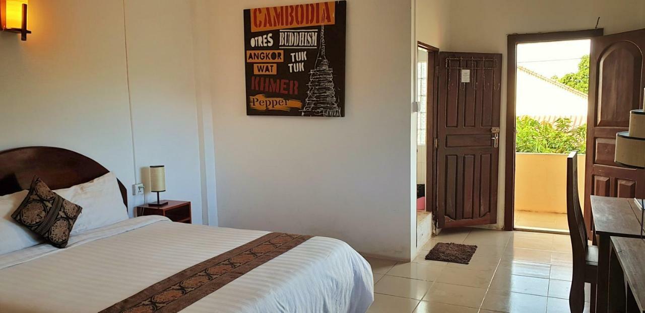 Kool Kampot Hotel Екстериор снимка