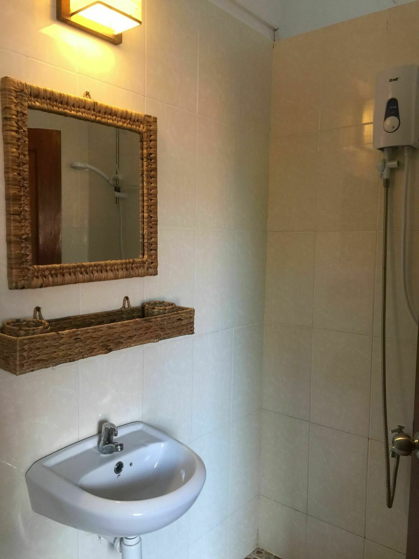 Kool Kampot Hotel Екстериор снимка