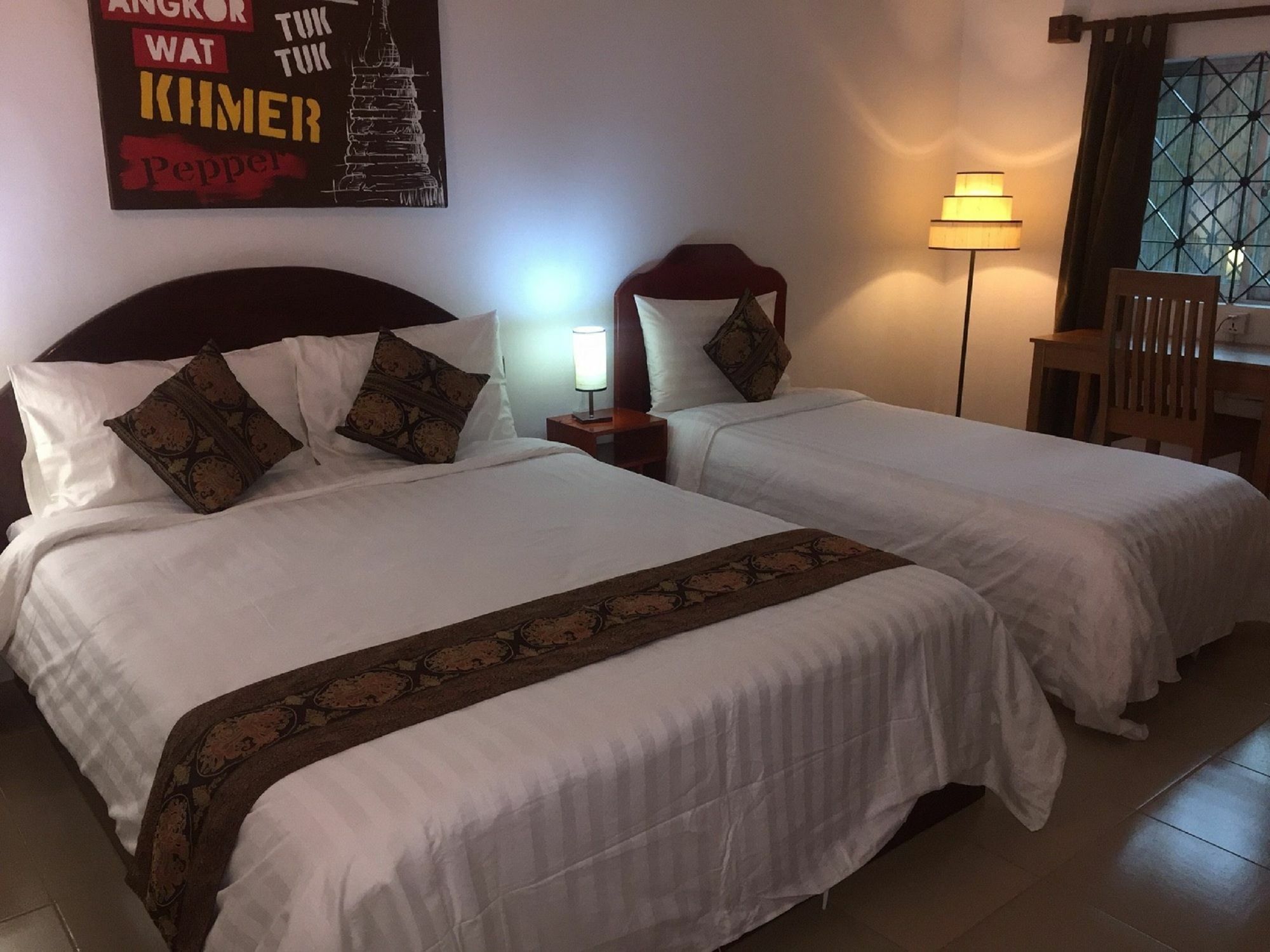 Kool Kampot Hotel Екстериор снимка