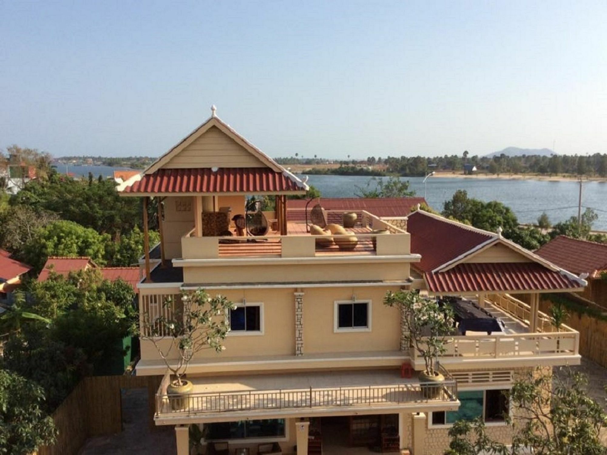 Kool Kampot Hotel Екстериор снимка